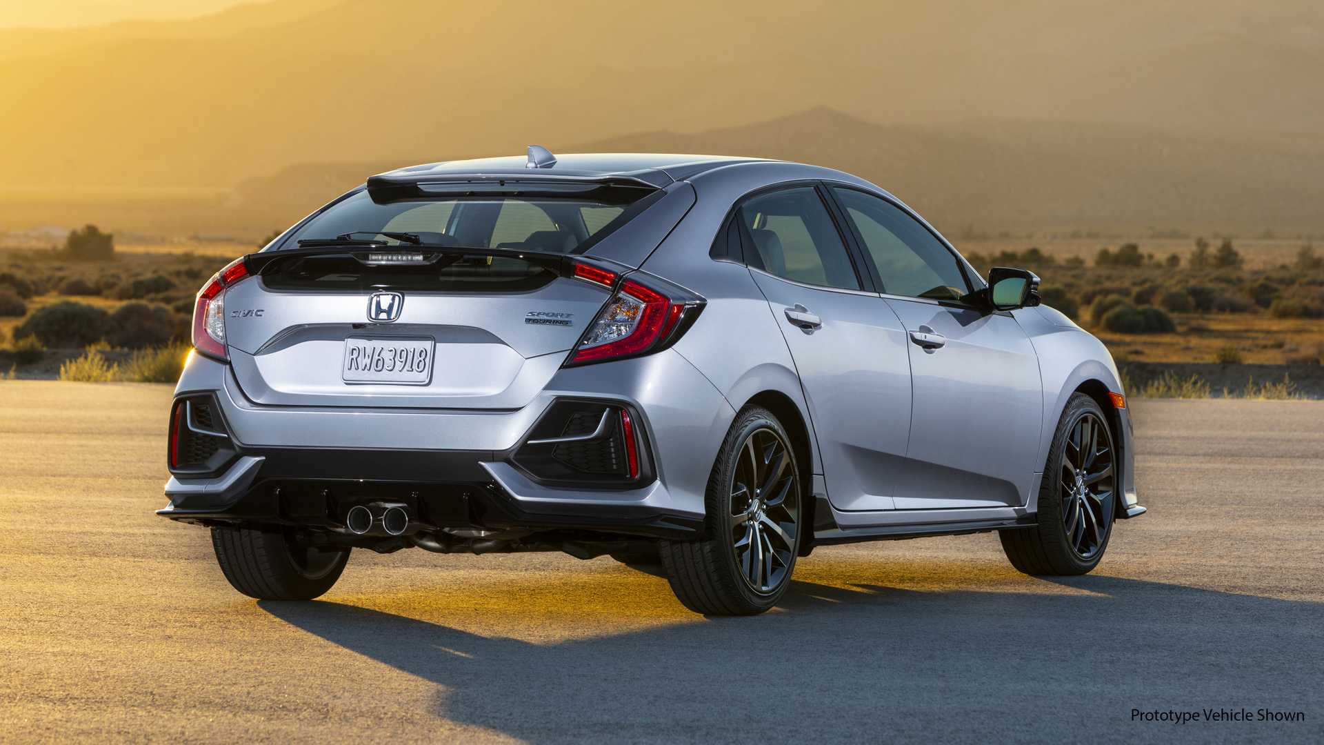 2020 Honda Civic Hatchback Rear Three-Quarter Wallpapers (4)