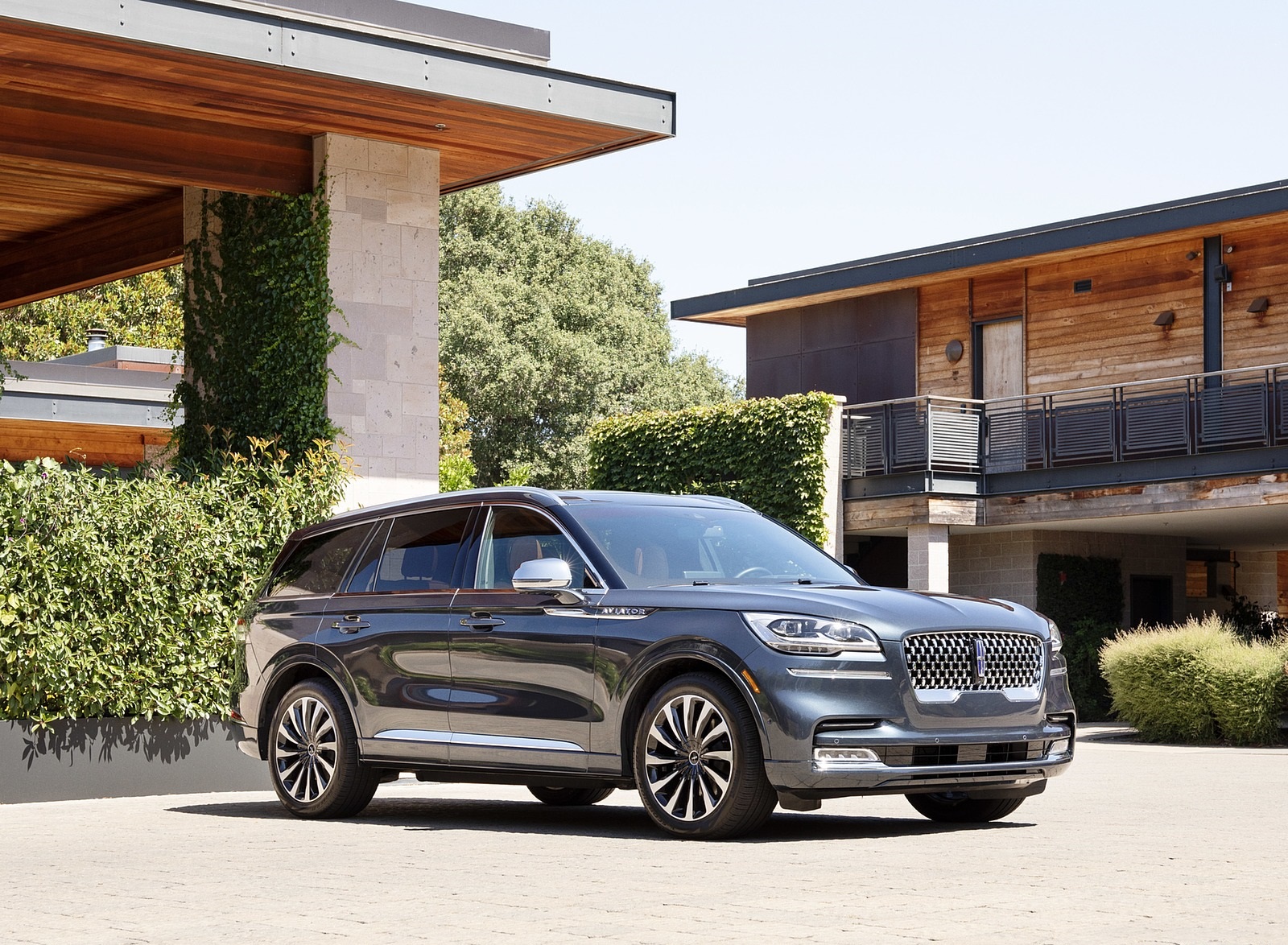 2020 Lincoln Aviator Grand Touring Front Three-Quarter Wallpapers #29 of 87