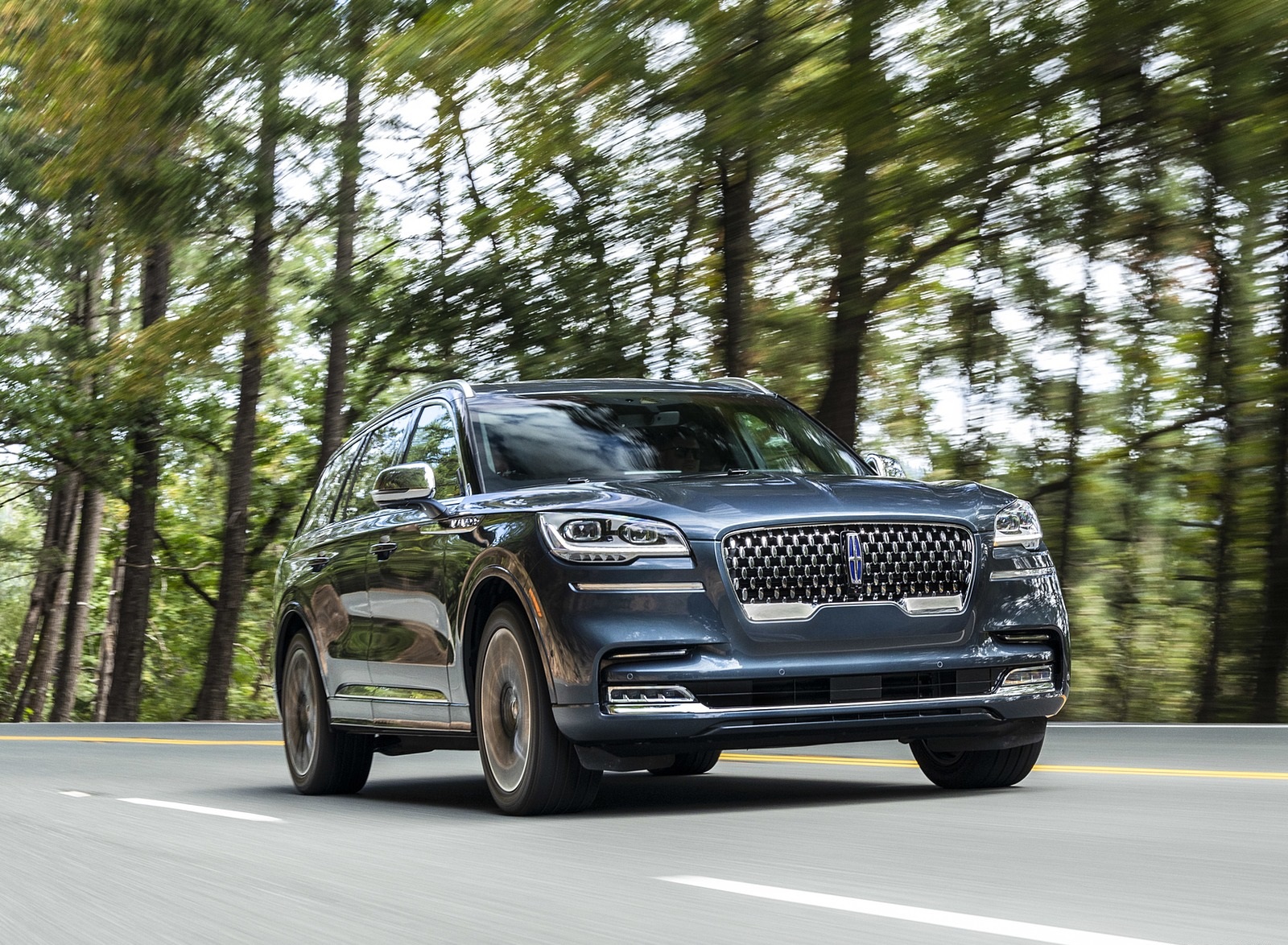 2020 Lincoln Aviator Grand Touring Front Three-Quarter Wallpapers #17 of 87
