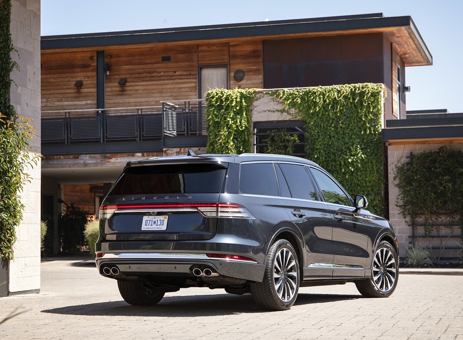 2020 Lincoln Aviator Grand Touring Rear Three-Quarter Wallpapers #41 of 87