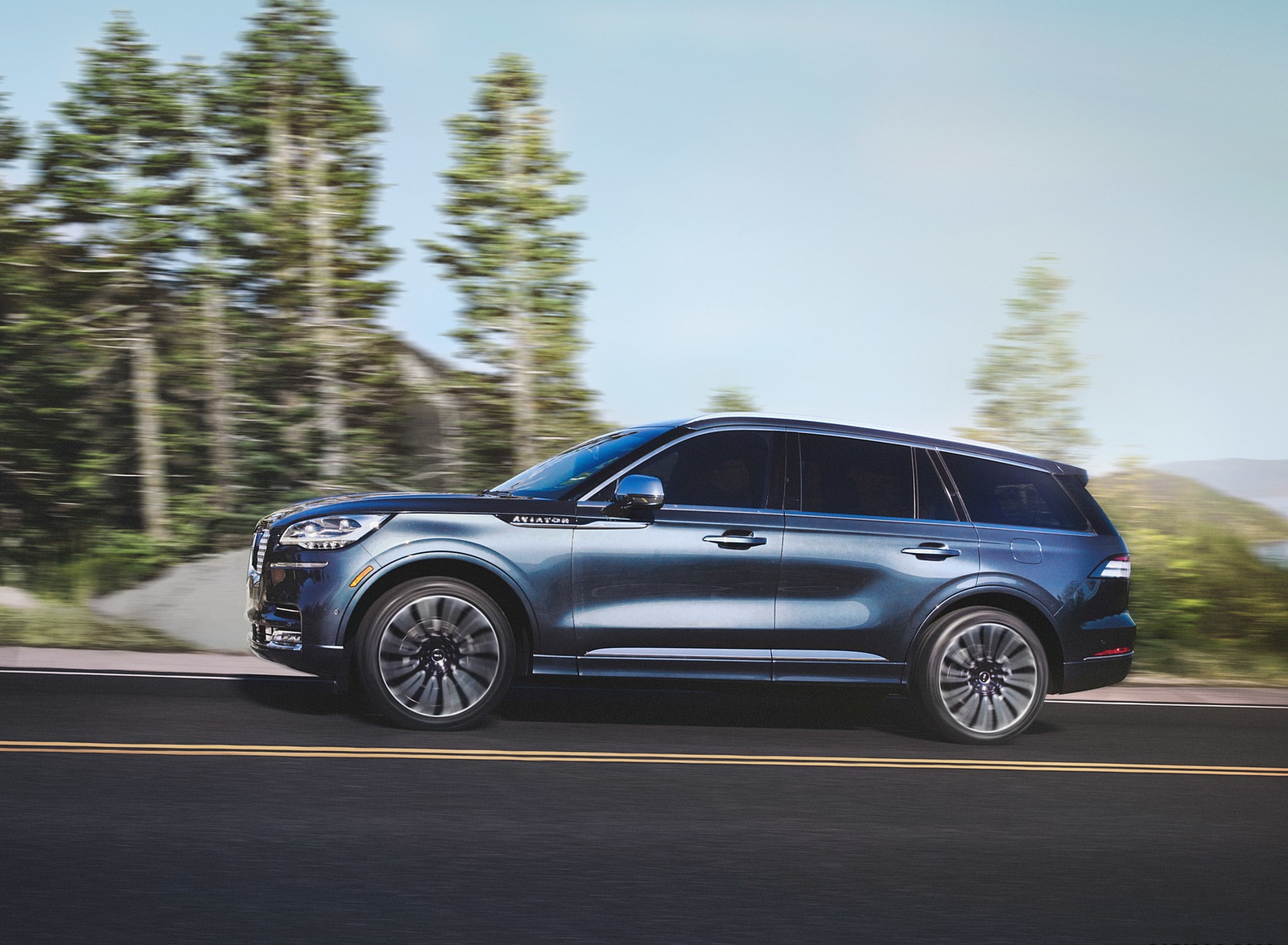 2020 Lincoln Aviator Side Wallpapers #59 of 87