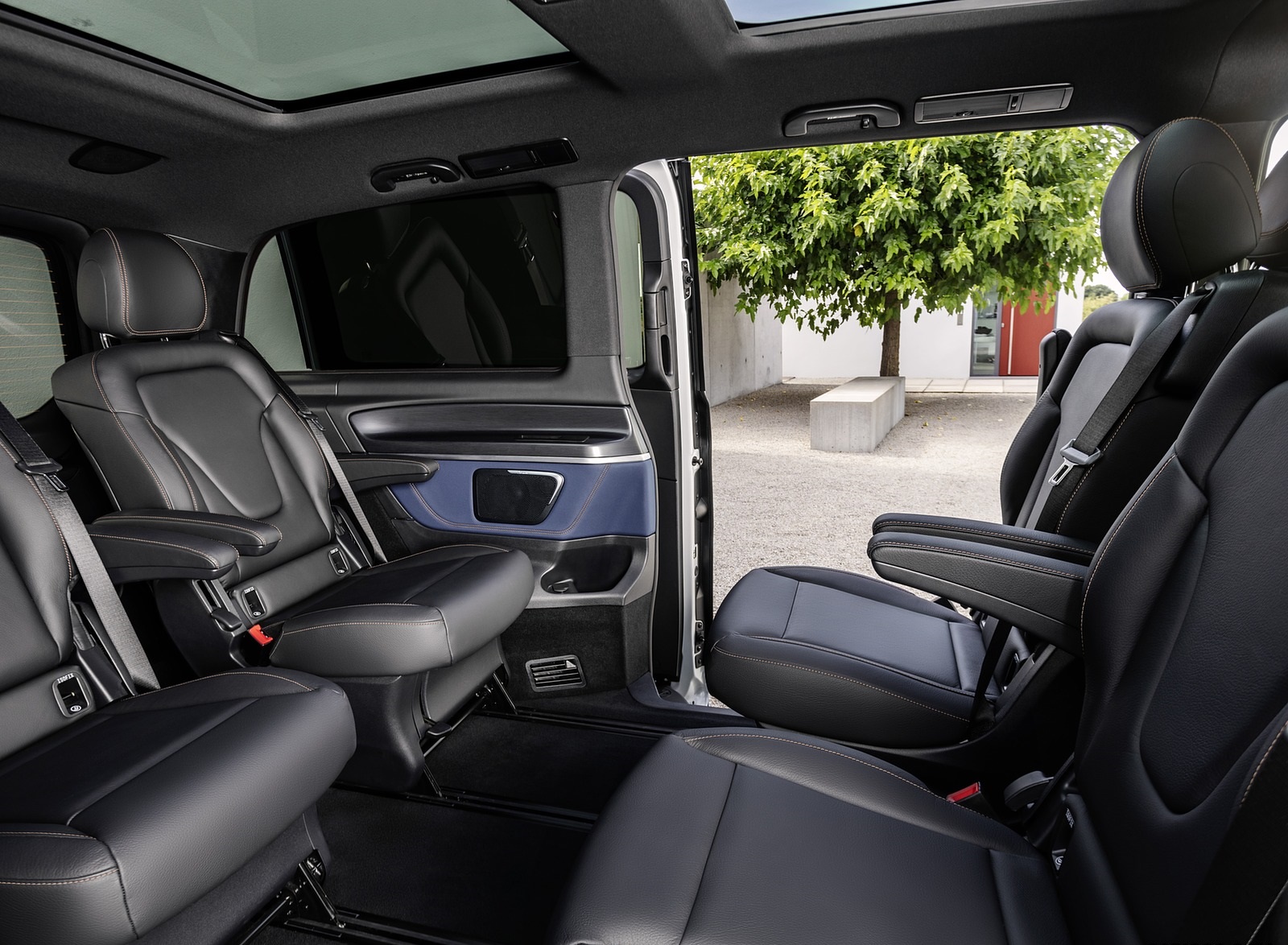 2020 Mercedes-Benz EQV 300 Interior Rear Seats Wallpapers #32 of 43