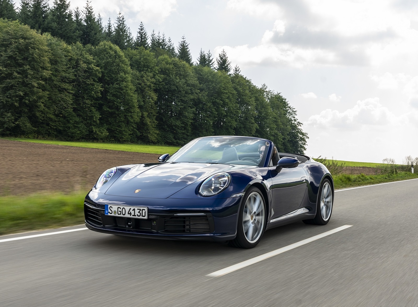 2020 Porsche 911 Carrera Cabriolet (Color: Gentian Blue Metallic) Front Wallpapers (4)