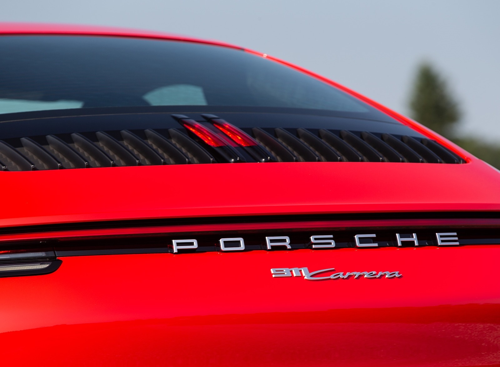 2020 Porsche 911 Carrera Coupe (Color: Guards Red) Detail Wallpapers #53 of 126