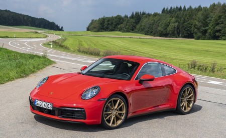 2020 Porsche 911 Carrera Coupe (Color: Guards Red) Front Three-Quarter Wallpapers 450x275 (28)