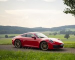 2020 Porsche 911 Carrera Coupe (Color: Guards Red) Front Three-Quarter Wallpapers 150x120 (29)