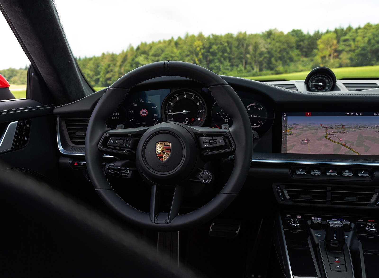 2020 Porsche 911 Carrera Coupe (Color: Guards Red) Interior Cockpit Wallpapers #64 of 126