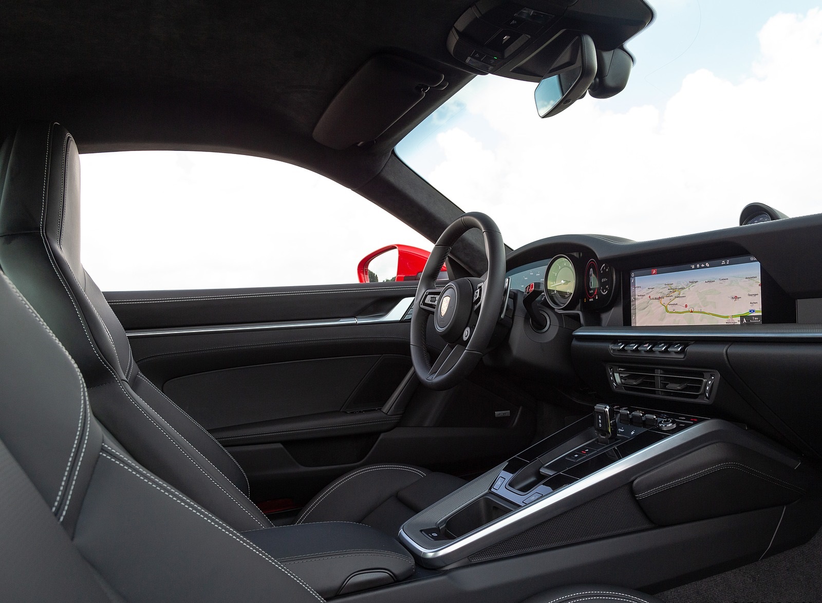 2020 Porsche 911 Carrera Coupe (Color: Guards Red) Interior Wallpapers #65 of 126