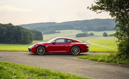 2020 Porsche 911 Carrera Coupe (Color: Guards Red) Side Wallpapers 450x275 (51)