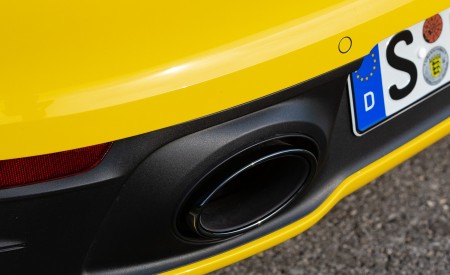 2020 Porsche 911 Carrera Coupe (Color: Racing Yellow) Exhaust Wallpapers 450x275 (112)