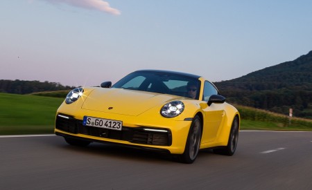 2020 Porsche 911 Carrera Coupe (Color: Racing Yellow) Front Three-Quarter Wallpapers 450x275 (67)