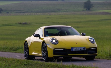 2020 Porsche 911 Carrera Coupe (Color: Racing Yellow) Front Three-Quarter Wallpapers 450x275 (86)
