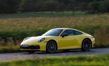 2020 Porsche 911 Carrera Coupe (Color: Racing Yellow) Front Three-Quarter Wallpapers 450x275 (88)