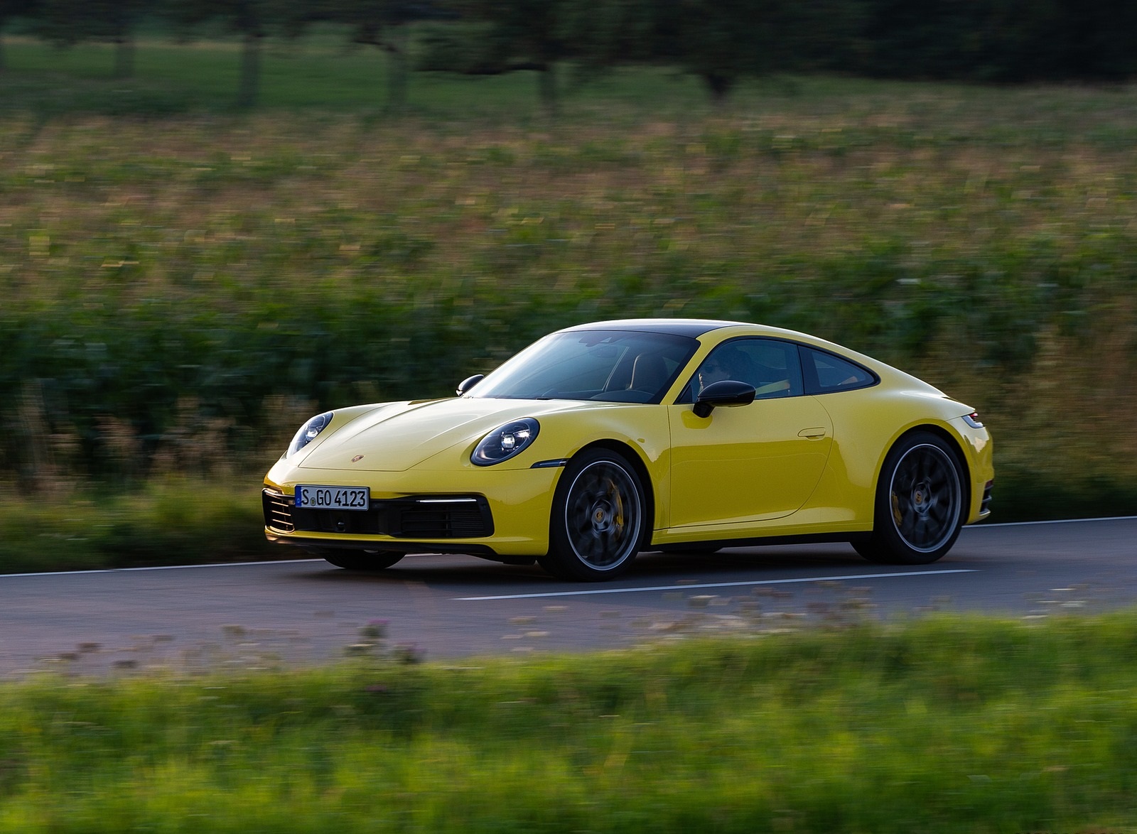 2020 Porsche 911 Carrera Coupe (Color: Racing Yellow) Front Three-Quarter Wallpapers #89 of 126