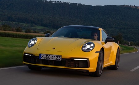 2020 Porsche 911 Carrera Coupe (Color: Racing Yellow) Front Wallpapers 450x275 (74)