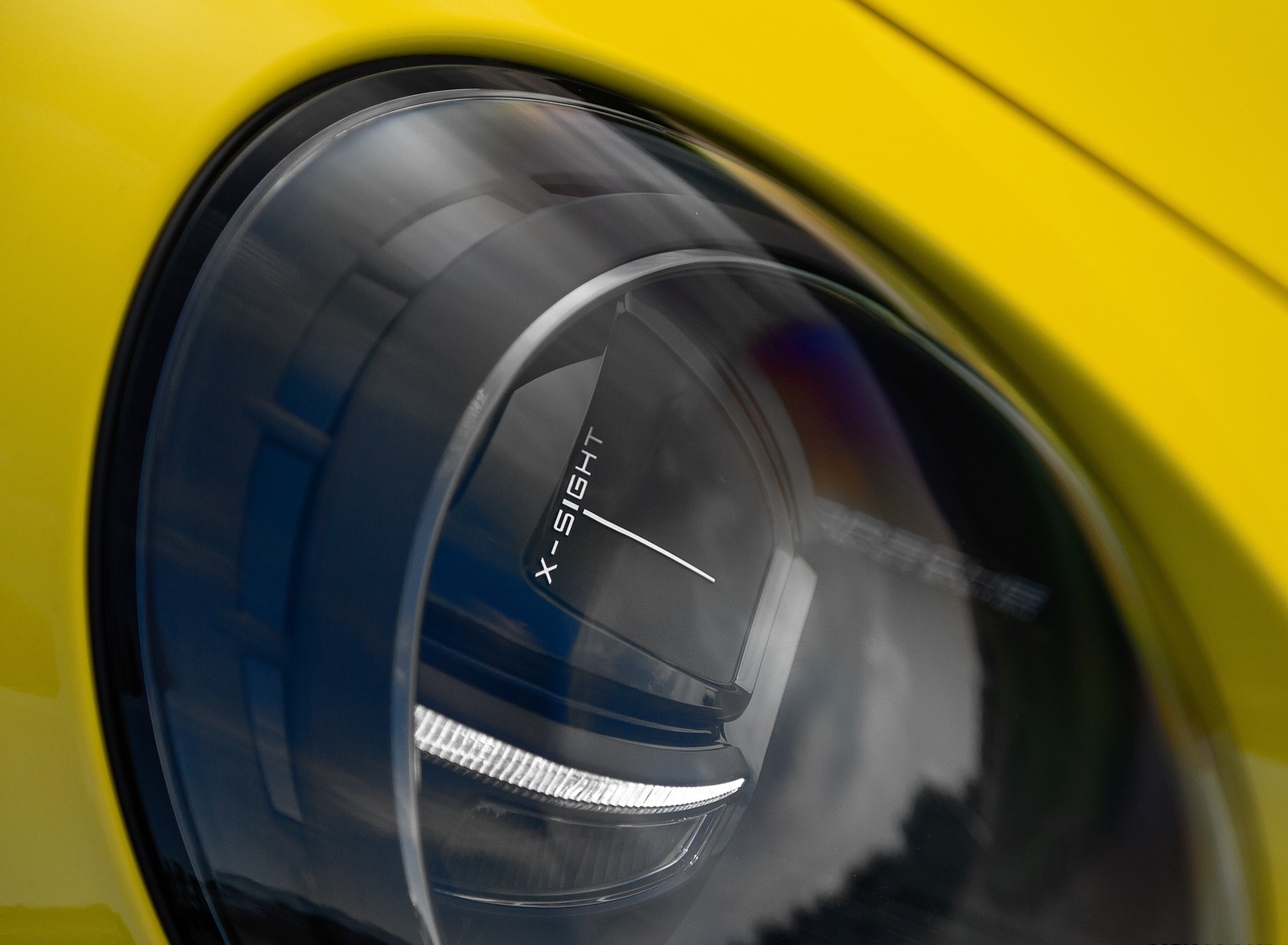 2020 Porsche 911 Carrera Coupe (Color: Racing Yellow) Headlight Wallpapers #111 of 126