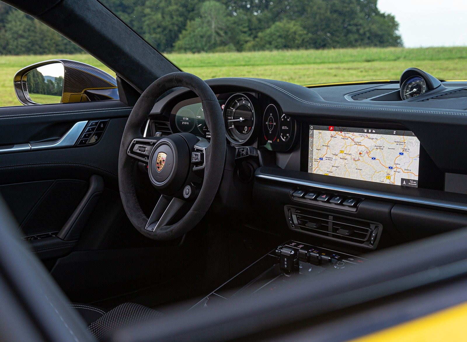 2020 Porsche 911 Carrera Coupe (Color: Racing Yellow) Interior Wallpapers #122 of 126