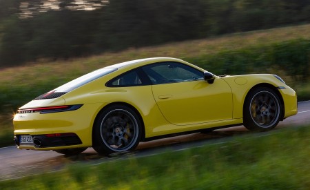 2020 Porsche 911 Carrera Coupe (Color: Racing Yellow) Rear Three-Quarter Wallpapers 450x275 (93)
