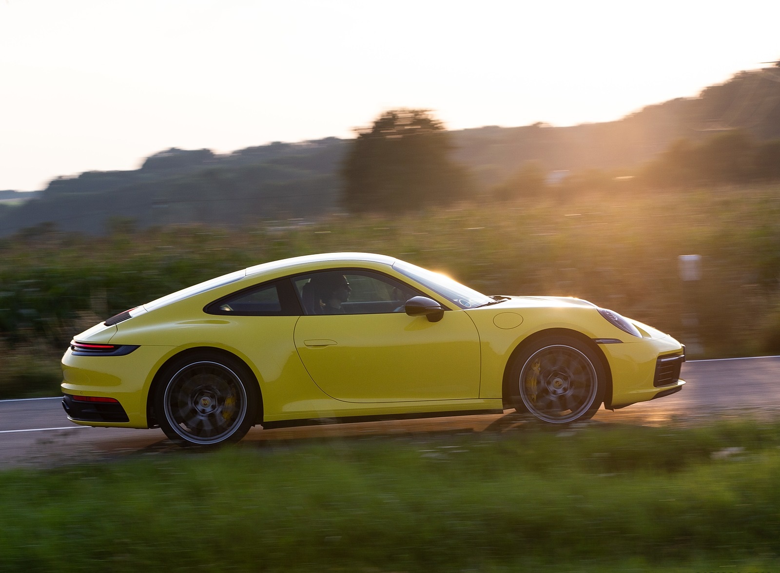 2020 Porsche 911 Carrera Coupe (Color: Racing Yellow) Side Wallpapers #97 of 126