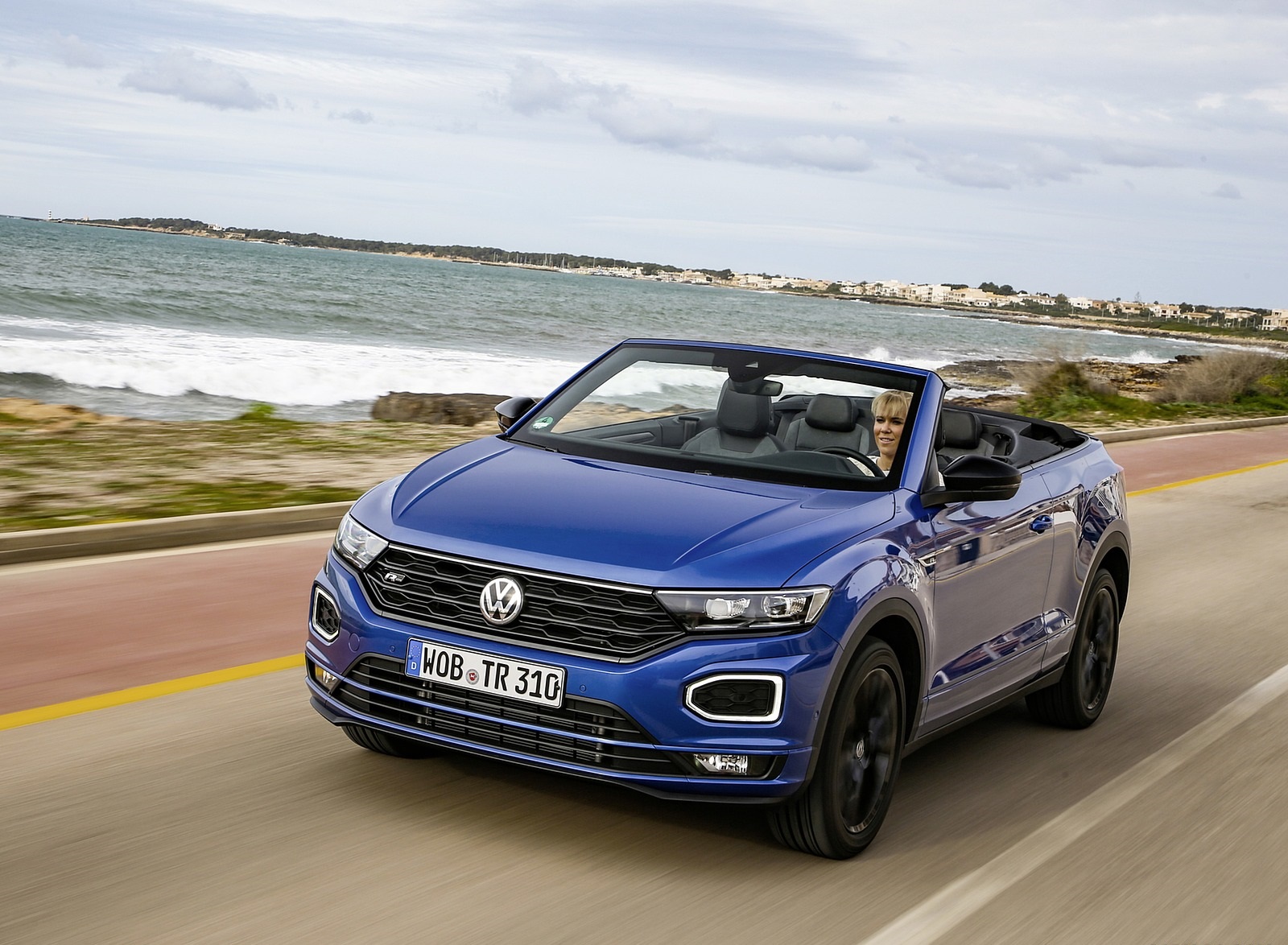 Volkswagen t Roc Cabriolet интерьер