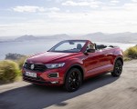 2020 Volkswagen T-Roc Cabriolet Front Three-Quarter Wallpapers 150x120 (94)