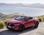 2020 Volkswagen T-Roc Cabriolet Front Three-Quarter Wallpapers 150x120 (96)