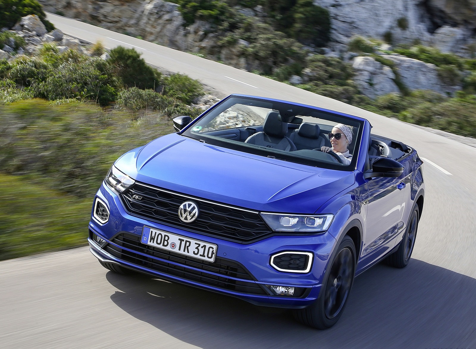 2020 Volkswagen T-Roc Cabriolet Front Wallpapers (7)