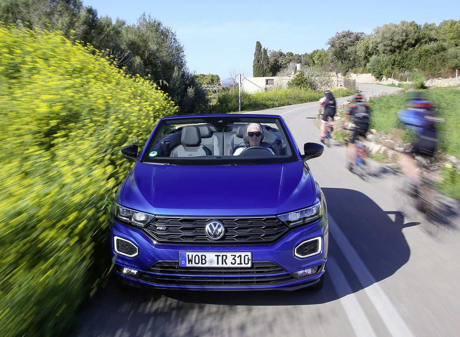 2020 Volkswagen T-Roc Cabriolet Front Wallpapers #36 of 205