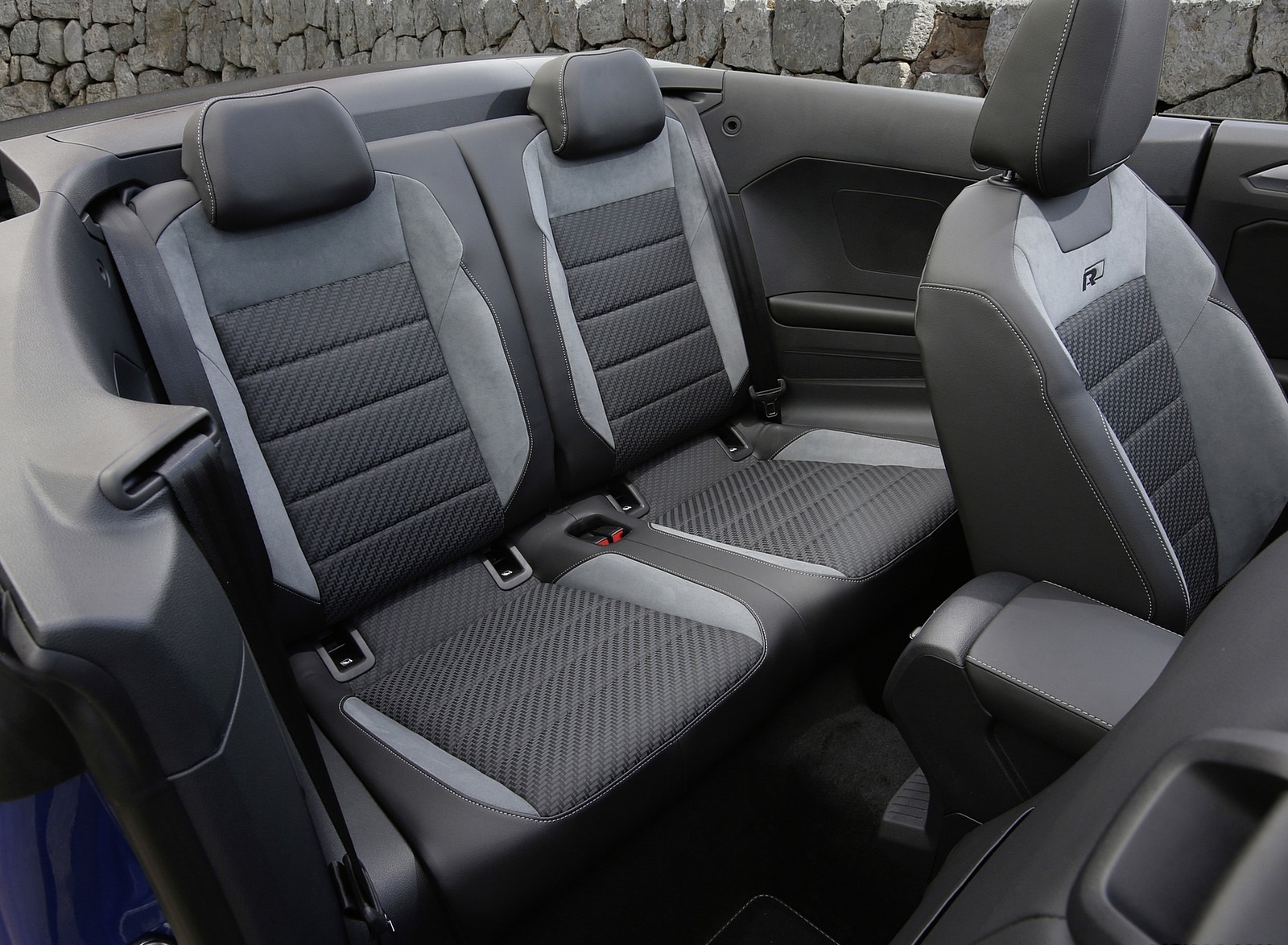 2020 Volkswagen T-Roc Cabriolet Interior Rear Seats Wallpapers #79 of 205
