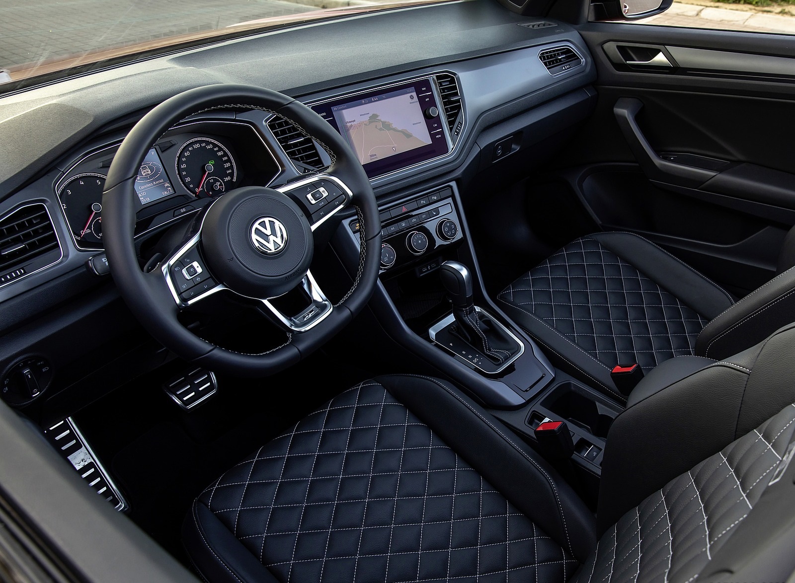 2020 Volkswagen T-Roc Cabriolet Interior Wallpapers #144 of 205