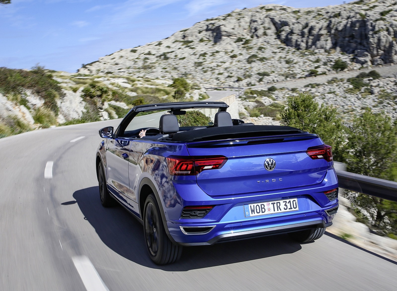 2020 Volkswagen T-Roc Cabriolet Rear Three-Quarter Wallpapers (10)