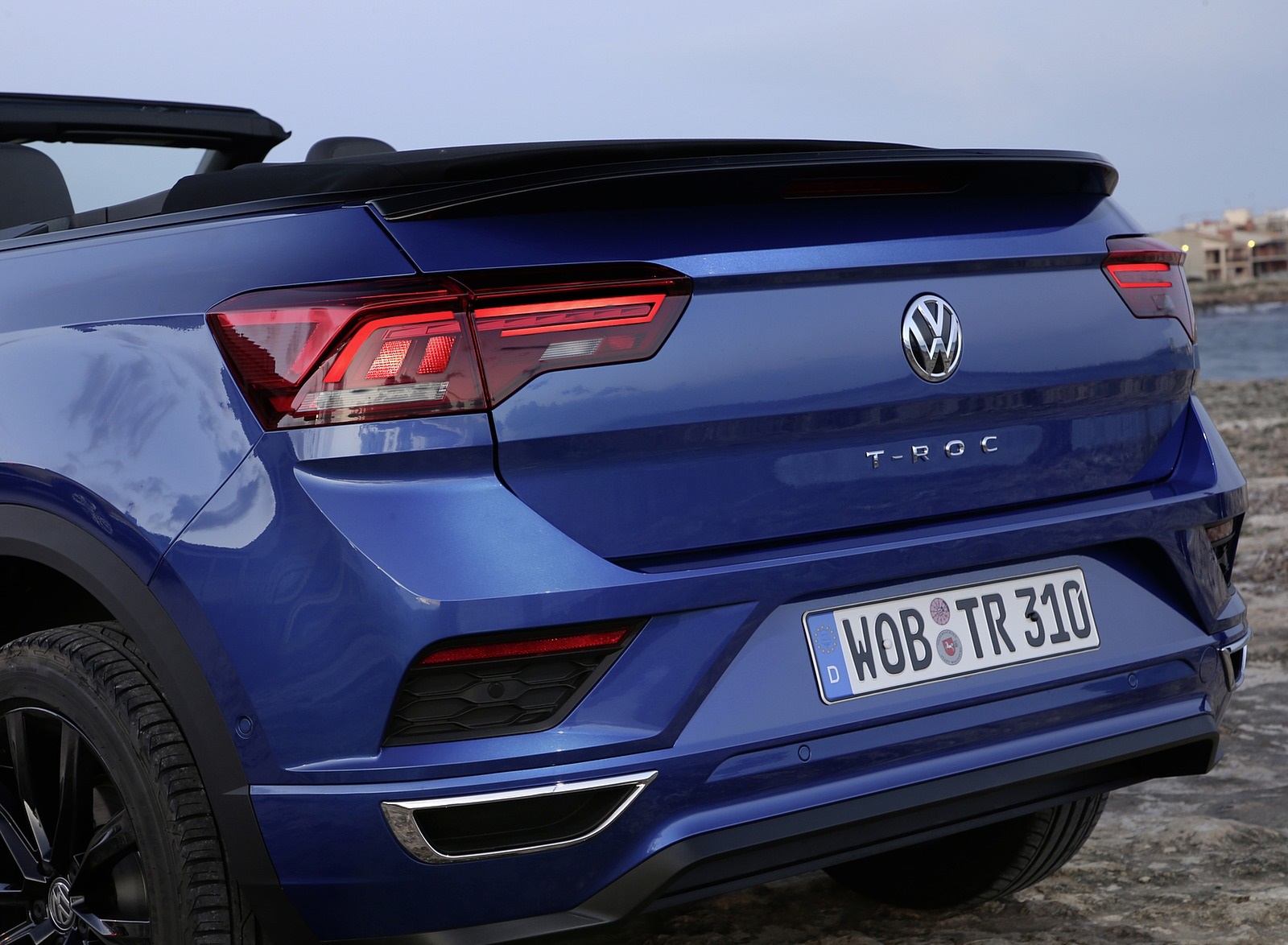 2020 Volkswagen T-Roc Cabriolet Tail Light Wallpapers #63 of 205