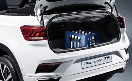 2020 Volkswagen T-Roc Cabriolet Trunk Wallpapers 450x275 (178)