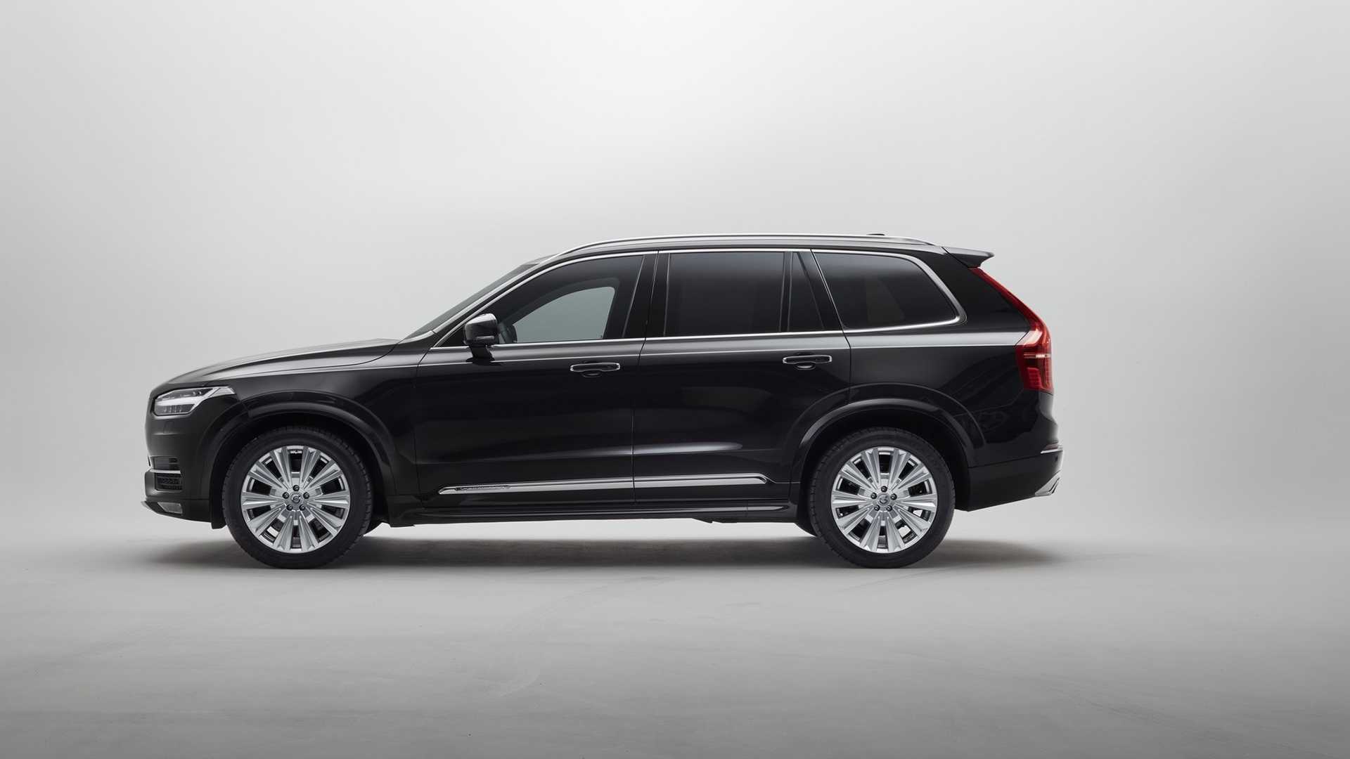 2020 Volvo XC90 Armoured Side Wallpapers (3)