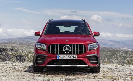 2021 Mercedes-AMG GLB 35 4MATIC (Color: Designo Patagonia Red Metallic) Front Wallpapers 450x275 (83)