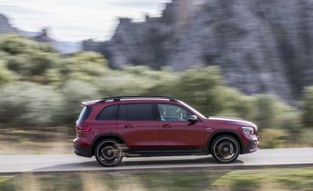 2021 Mercedes-AMG GLB 35 4MATIC (Color: Designo Patagonia Red Metallic) Side Wallpapers 450x275 (48)