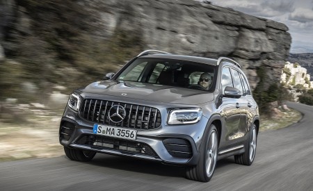 2021 Mercedes-AMG GLB 35 4MATIC (Color: Mountain Gray Metallic) Front Wallpapers 450x275 (55)