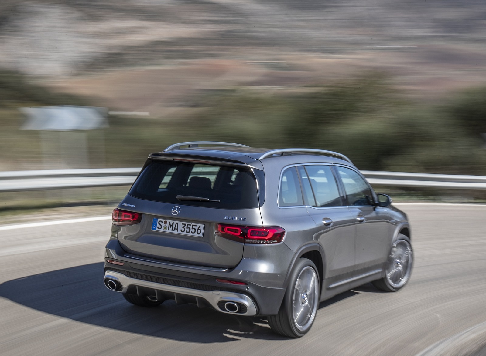 2021 Mercedes-AMG GLB 35 4MATIC (Color: Mountain Gray Metallic) Rear Three-Quarter Wallpapers #56 of 95