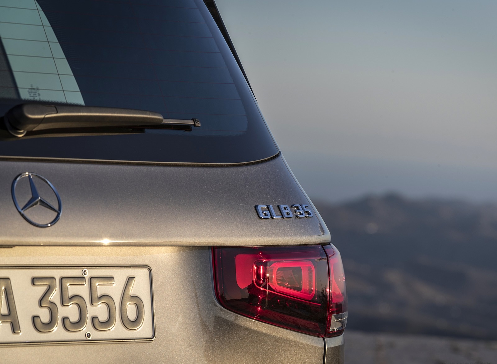 2021 Mercedes-AMG GLB 35 4MATIC (Color: Mountain Gray Metallic) Tail Light Wallpapers #64 of 95