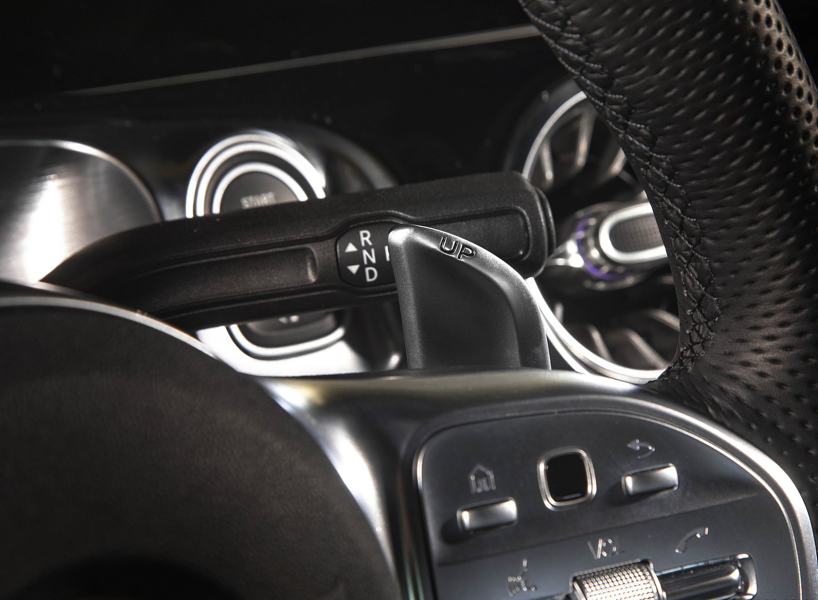 2021 Mercedes-AMG GLB 35 (US-Spec) Interior Steering Wheel Wallpapers #31 of 95