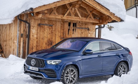 2021 Mercedes-AMG GLE 53 4MATIC Coupe (Color: Brilliant Blue Metallic) Front Three-Quarter Wallpapers 450x275 (104)