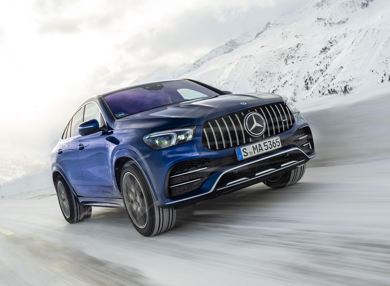 2021 Mercedes-AMG GLE 53 4MATIC Coupe (Color: Brilliant Blue Metallic) Front Three-Quarter Wallpapers #100 of 180