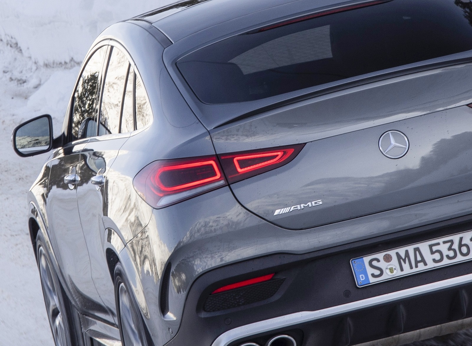2021 Mercedes-AMG GLE 53 4MATIC Coupe (Color: Selenite Gray Metallic) Rear Wallpapers #134 of 180