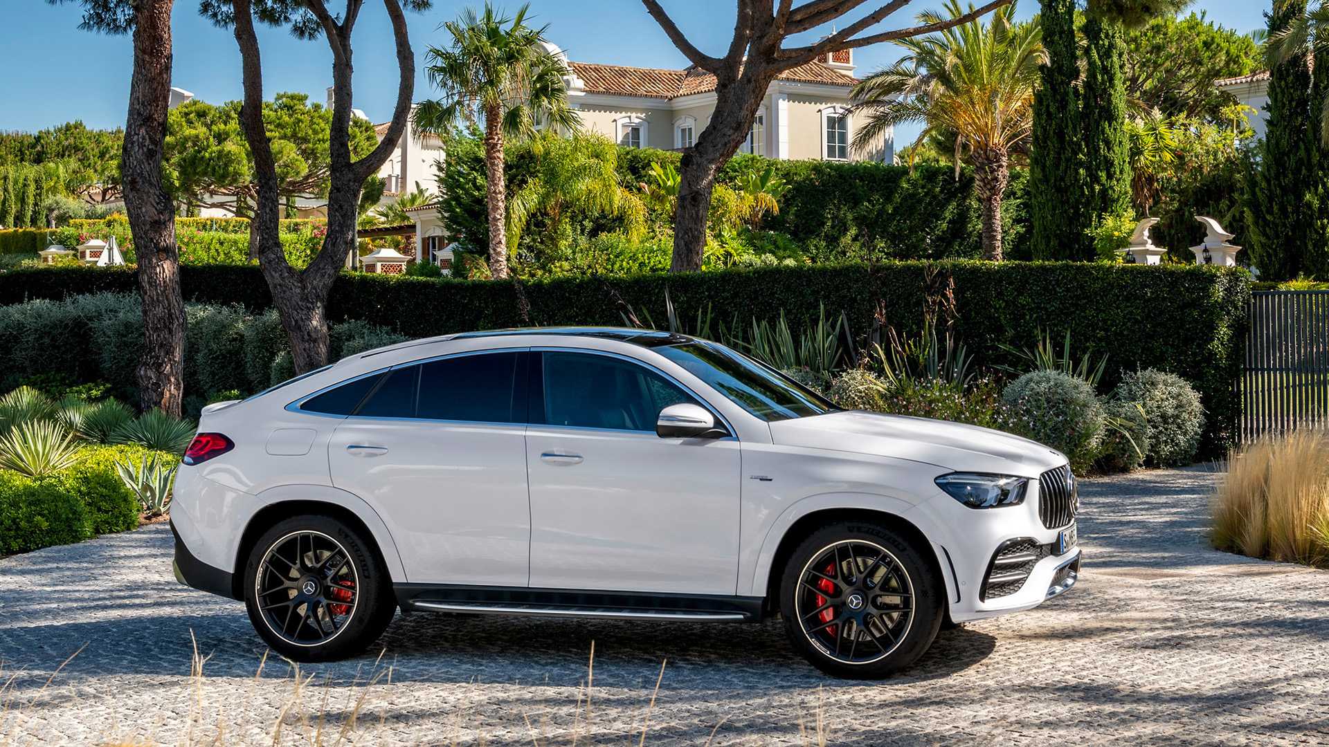 2021 Mercedes-AMG GLE 53 Coupe 4MATIC+ (Color: Designo Diamond White Bright) Side Wallpapers #166 of 180
