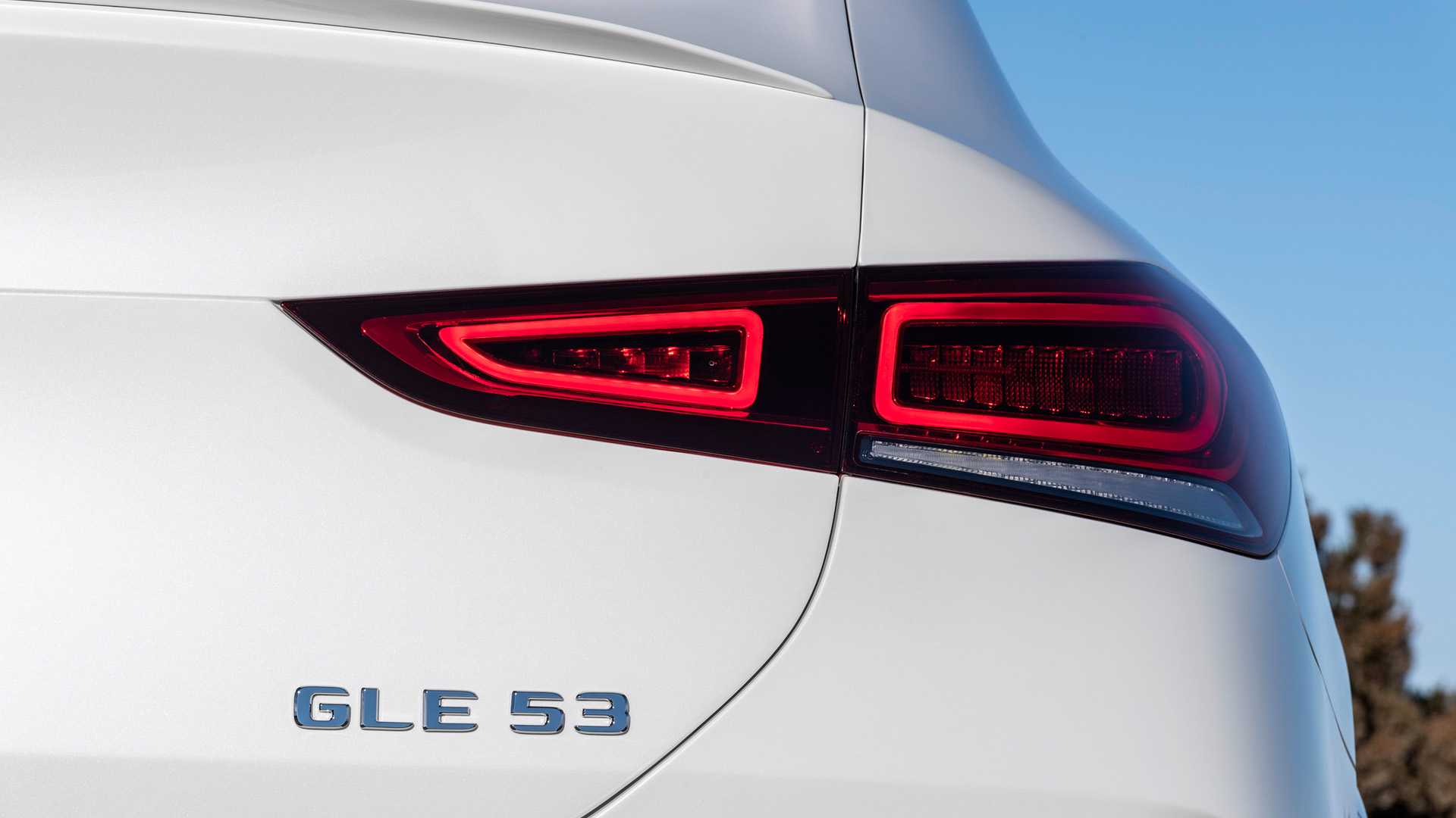 2021 Mercedes-AMG GLE 53 Coupe 4MATIC+ (Color: Designo Diamond White Bright) Tail Light Wallpapers #171 of 180