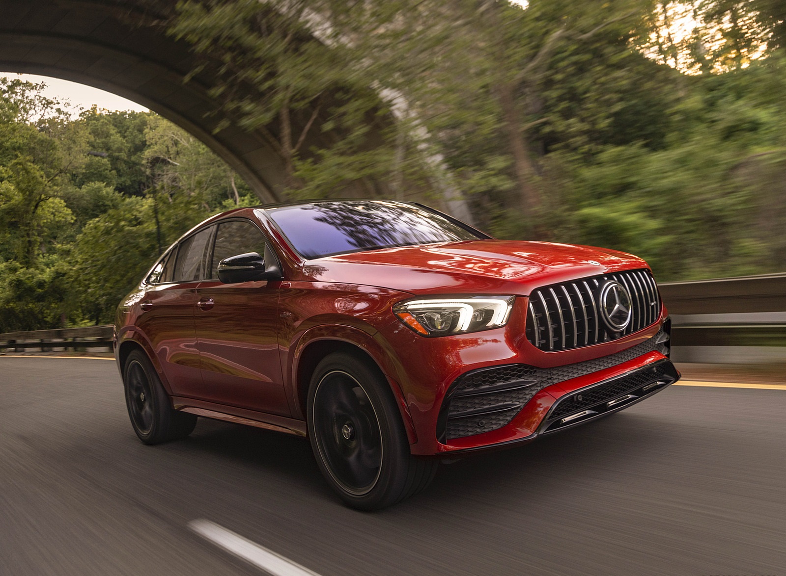Mercedes GLE Coupe Red 2021