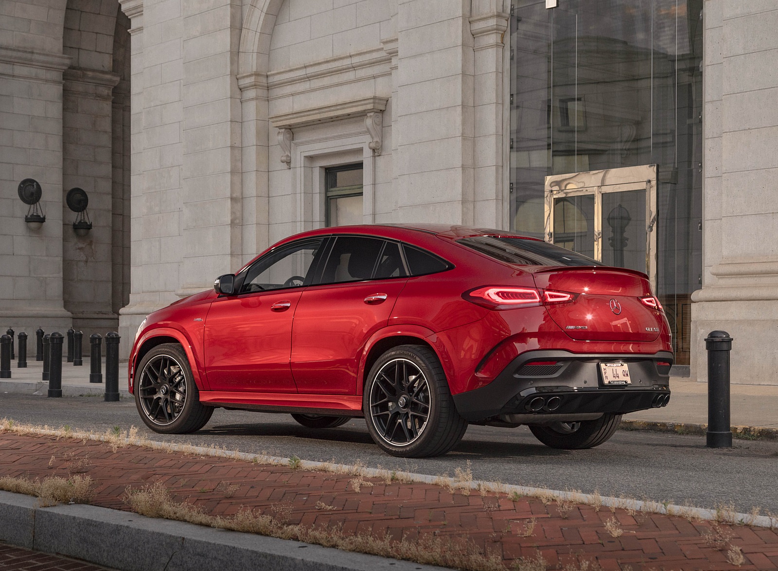 2021 Mercedes-AMG GLE 53 Coupe Rear Three-Quarter Wallpapers #50 of 180