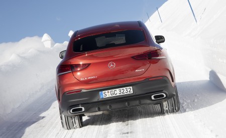 2021 Mercedes-Benz GLE Coupe 400 d 4MATIC Coupe (Color: Designo Hyacinth Red Metallic) Rear Wallpapers 450x275 (20)