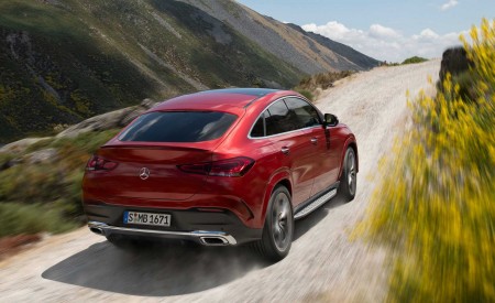 2021 Mercedes-Benz GLE Coupe (Color: Designo Hyacinth Red Metallic) Rear Three-Quarter Wallpapers 450x275 (34)