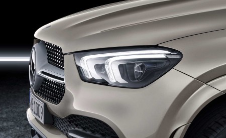 2021 Mercedes-Benz GLE Coupe (Color: Moyave Silver) Headlight Wallpapers 450x275 (56)